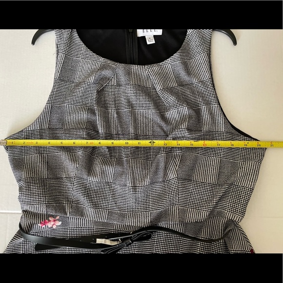 NWOT. ELLE A-LINE CASUAL DRESS. FIT AND FLARE SLEEVELESS BELTED DRESS - Picture 6 of 15